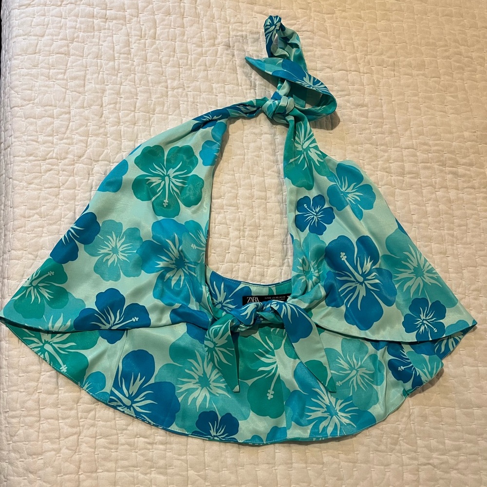 Cute tie front blue Zara top
